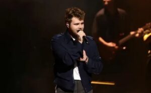 Alex Warren Biography, Age, Height, Net Worth, Family & More